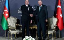 Cumhurbaşkanı Erdoğan, Azerbaycan Cumhurbaşkanı Aliyev ile bir araya geldi