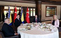 Cumhurbaşkanı Erdoğan Bosna Hersek Devlet Başkanlığı Konseyi üyeleriyle bir araya geldi