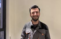 Yapay zeka destekli insansı robot AKM'de tiyatro sahnesine çıktı