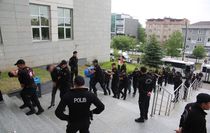 Kocaeli merkezli 23 ilde 'sahte araç kiralama' operasyonu; 35 tutuklama