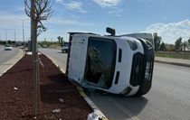 Antalya'da otomobil ile kamyonetin çarpıştığı kazada 7 kişi yaralandı