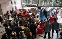 CHP Genel Merkezi, savaş alanına döndü