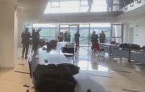 CHP Genel Merkezi'nin içi savaş alanına döndü! Göz gözü görmüyor