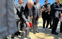 Bahçeli, Ülkücü Şehitler Anıtı’nı Ziyaret Etti: ‘Bir Ölsek de Bin Dirileceğiz’