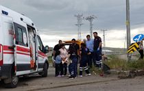 Kars'ta 2 araç çarpıştı: 3'ü çocuk 5 kişi yaralandı