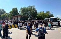 TBMM önünde Kılıçdaroğlu ve Özel destekçileri arasında gerginlik