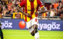Coventry City, Anthony Dennis'e talip oldu
