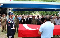 Van'da gazi olan Fırat son yolculuğuna uğurlandı