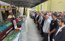 İzmir Sağlık Müdürlüğü Halk Sağlığı Hizmetleri Başkan Yardımcısı Bayrakcı, son yolculuğuna uğurlandı