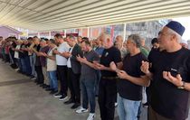 Rize'deki trafik kazasında hayatını kaybeden 3 arkadaş toprağa verildi