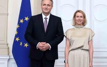 AB'den Bosna Hersek'e reform uyarısı