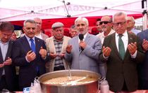 Yozgat'ta düzenlenen Aşure Günü programı yoğun ilgi gördü
