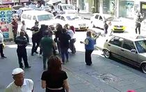 Kaza sonrası çıkan kavgada ortalık savaş alanına döndü: Kadın sürücüyü böyle darp etti
