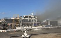 Pendik Marina'da bakımdaki teknede çıkan yangın söndürüldü
