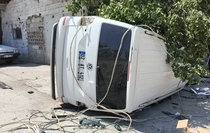 Adıyaman'da şarampole devrilen hafif ticari araçtaki 8 kişi yaralandı