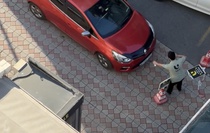 Kağıthane’de hastanede otopark ücretine itiraz etti; aracını valenin üzerine sürdü