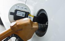 Hindistan’dan E20 Karışımına Tepki: Eski Araçlar İçin Düşük Etanollü Benzin Çağrısı