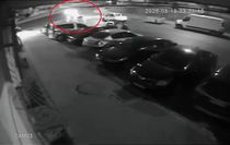 Esenyurt'ta Motosiklet-Taksi Çarpışması Kamerada