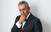 Eski sözleri başına dert oldu! Şarkıcıdan olay çıkış