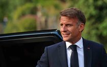 Macron: Ukrayna'ya hava savunma füzeleri göndereceğiz