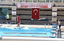Diyarbakır'da 35 bin kişi yüzme öğrendi