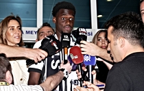 Poku İstanbul'da! Beşiktaş transferinde son aşama