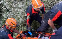 Çarpışan 2 ATV’den biri uçuruma devrildi; 2 yaralı