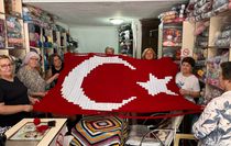 Demircili Kadınlardan 1813 Motifli Örgü Bayrak