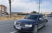 Bolvadin'de İki Otomobil Çarpıştı: 1 Yaralı