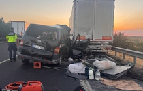 Şanlıurfa'da Tıra Çarpan Minibüste 2 Ölü