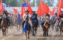 Albüm: Çin'in Dorbod bölgesinde Naadam Festivali düzenlendi