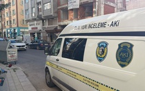 Evde kardeşleri tarafından ölü bulundu