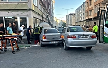 Kırklareli'nde iki otomobil çarpıştı, 3 kişi yaralandı