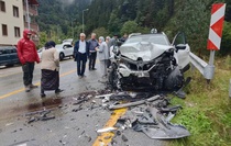 Trabzon Çaykara'da hatalı sollama kazaya neden oldu, 5 kişi yaralandı