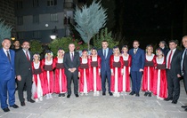 Milli Eğitim Bakanı Tekin, Hakkari'de gençlerle bir araya geldi:
