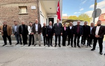 AK Parti ve MHP'nin Edirne il başkanları Muhtarlar Günü'nde muhtar derneklerine gitti