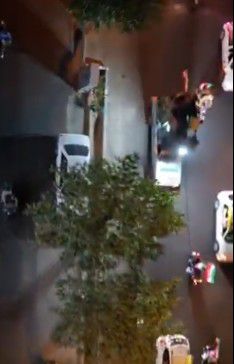 Katar'daki ABD üssüne saldırı Tahran'da kutlamalarla karşılandı