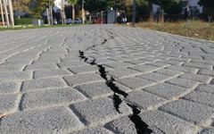 Peş peşe depremlerle sarsılan ilimize korkutan uyarı