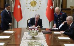 YAŞ kararları Resmi Gazete'de! TSK Komuta Kademesi yeniden şekillendi