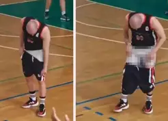 >Tribünlere dönüp şortunu indirdi, salon yangın yerine döndü