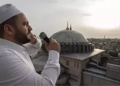 >İFTAR SAATİ: 15 Ocak İstanbul, Ankara, İzmir, Bursa, Yalova, Adana'da ezan ne zaman okunuyor?