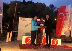 >Datça Kış Yüzme Maratonu'nda ödüller sahiplerini buldu