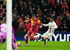 >Trendyol Süper Lig: Galatasaray: 0 Gaziantep FK: 0 (İlk yarı)