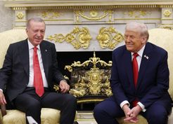 >Beklenen görüşme gerçekleşti! Trump ile Erdoğan arasında kritik temas