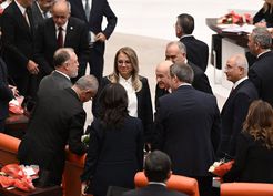 >Bahçeli, DEM Partililer ile tokalaşması hakkında ilk kez konuştu