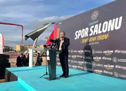 >Gençlik ve Spor Bakanı Eskişehir'de Yüzme Eğitimlerine Dikkat Çekti