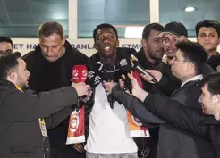 >Kolombiyalı futbolcu Yaser Asprilla, Galatasaray için İstanbul'a geldi