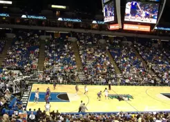 >Minneapolis'te tansiyon yüksek: ICE operasyonu sonrası NBA maçı ertelendi