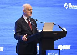 >Türkiye-Çin İş Konferansı Yapıldı