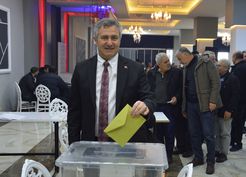 >Havza Madeni İşler Esnaf Odası Başkanlığına yeniden Şahin seçildi